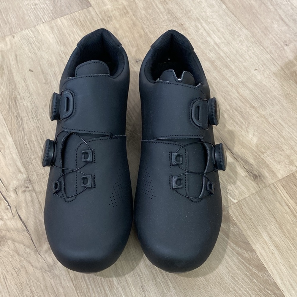 NEW Women’s YOW Sport Indoor Cycling Shoes - Picture 2 of 4